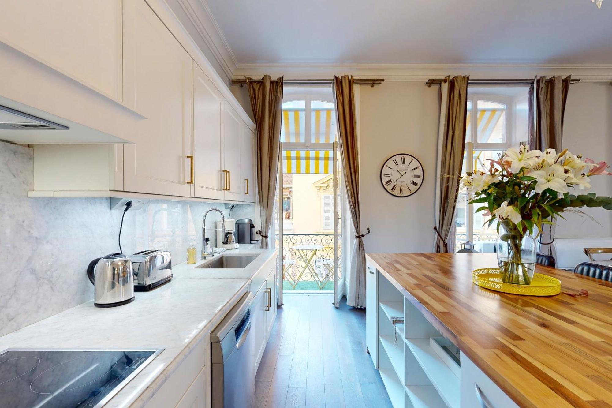 Silver Suite Five Stars Holiday House Νίκαια Εξωτερικό φωτογραφία